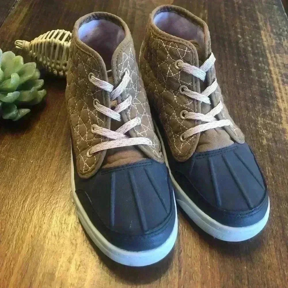 Osh-Kosh | Navy & Brown Duck Shoes w/Pink Stitch